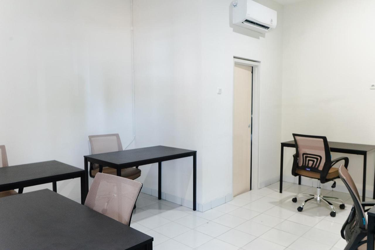 Social Hub By Twospaces Jakarta Exterior photo